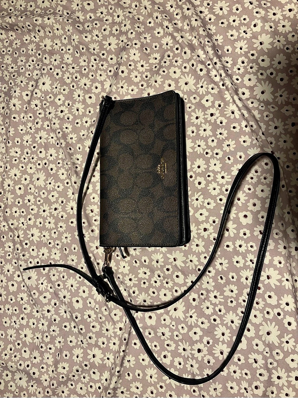 Coach Tech Phone Wallet In Colorblock Signature Canvas Colorblock Signature